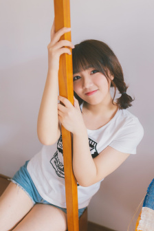 一吻二脱三床四吻胸